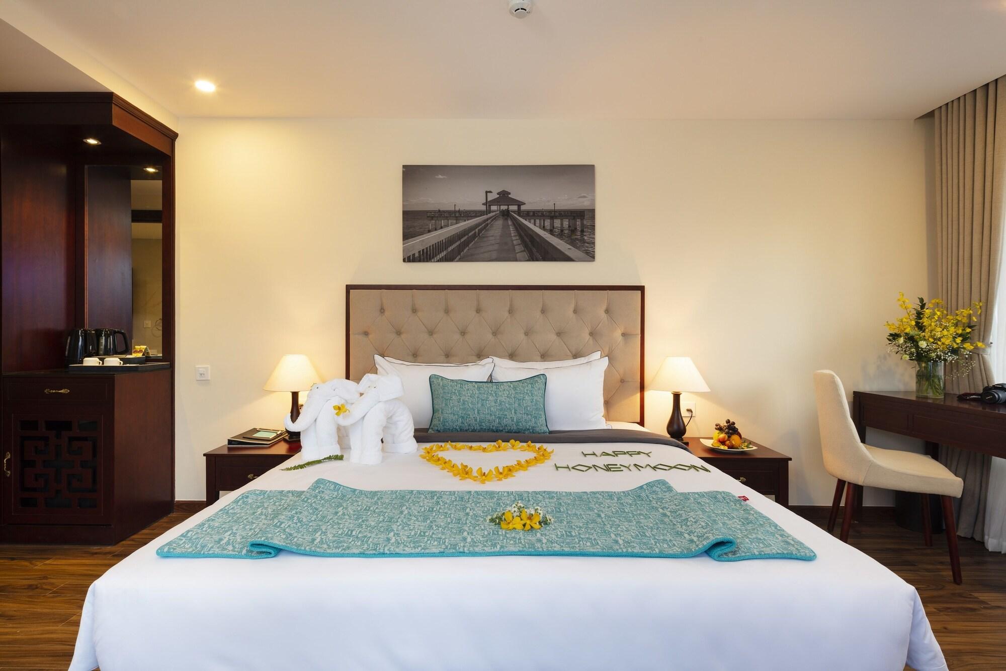 Florida Hotel На Транг Екстериор снимка