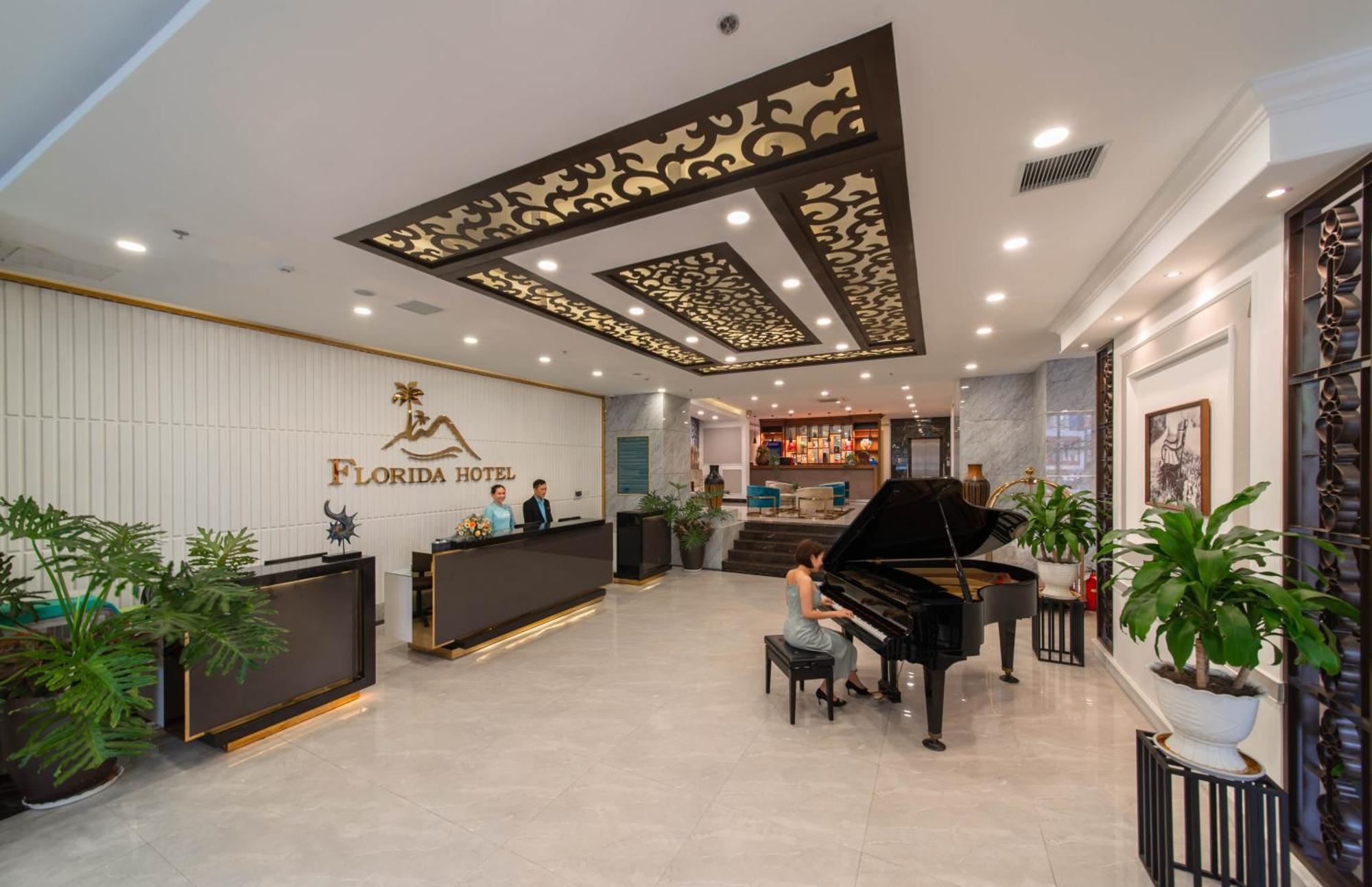 Florida Hotel На Транг Екстериор снимка