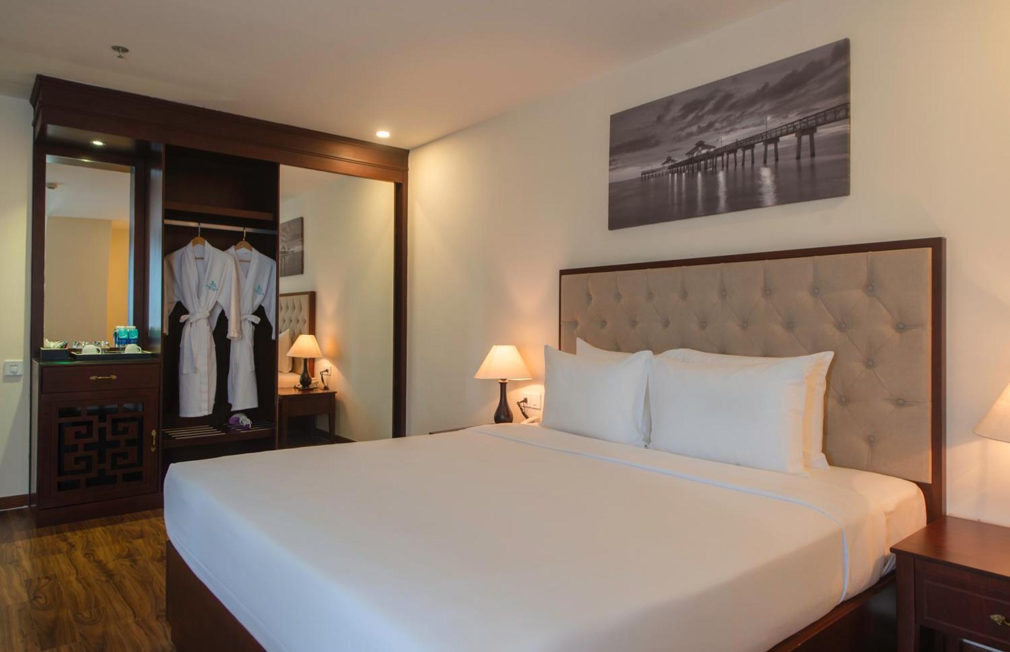 Florida Hotel На Транг Екстериор снимка