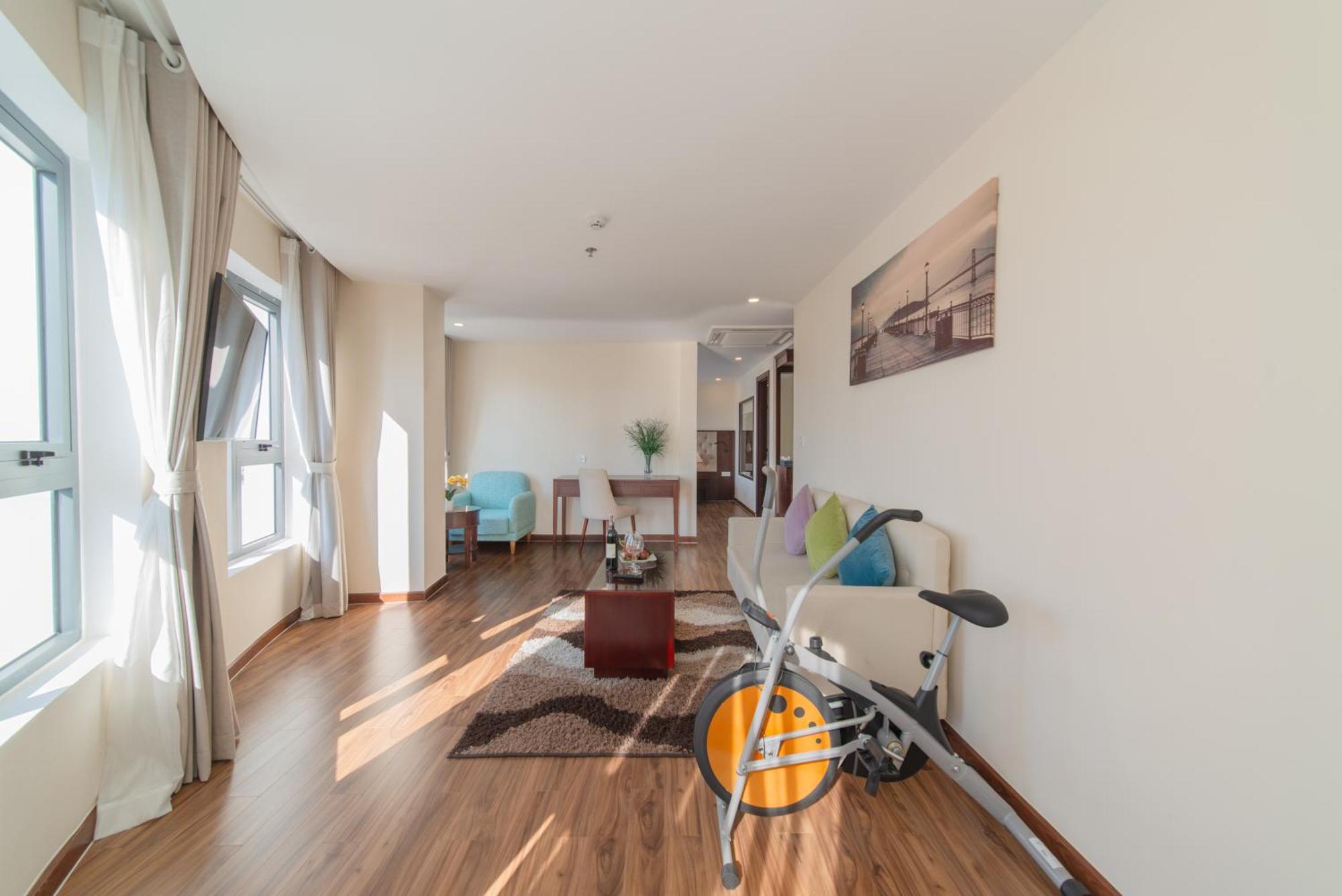 Florida Hotel На Транг Екстериор снимка