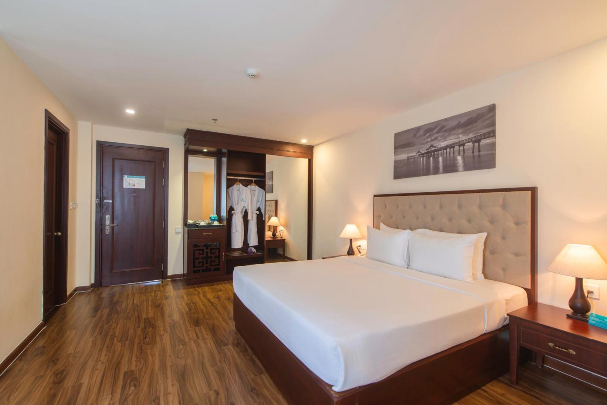 Florida Hotel На Транг Екстериор снимка