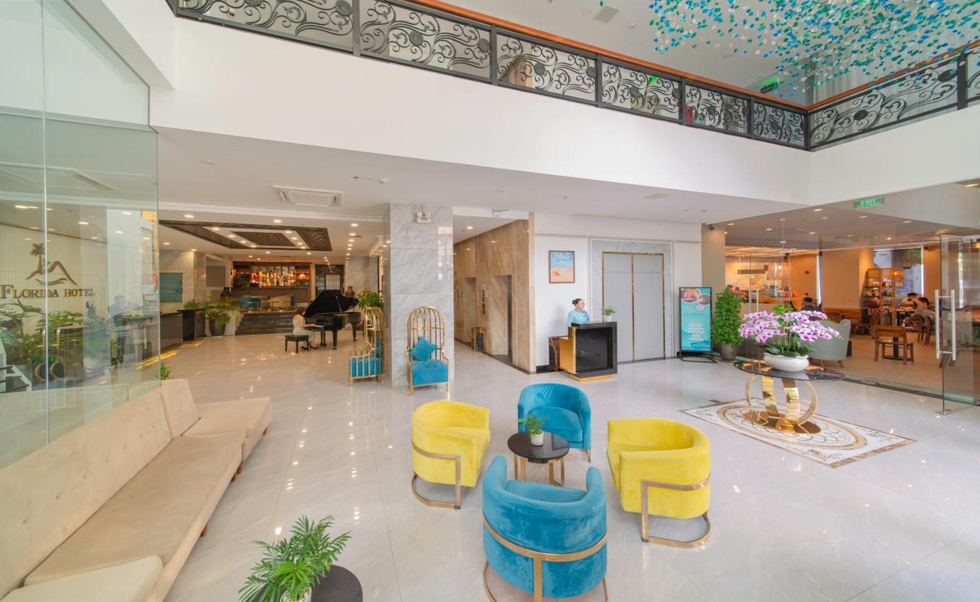 Florida Hotel На Транг Екстериор снимка