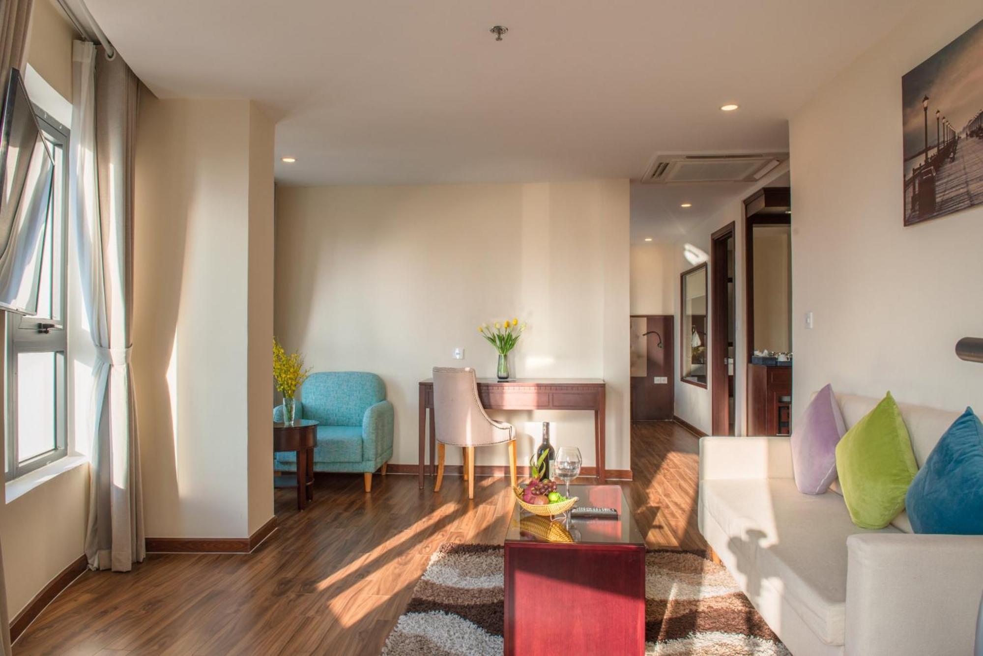 Florida Hotel На Транг Екстериор снимка