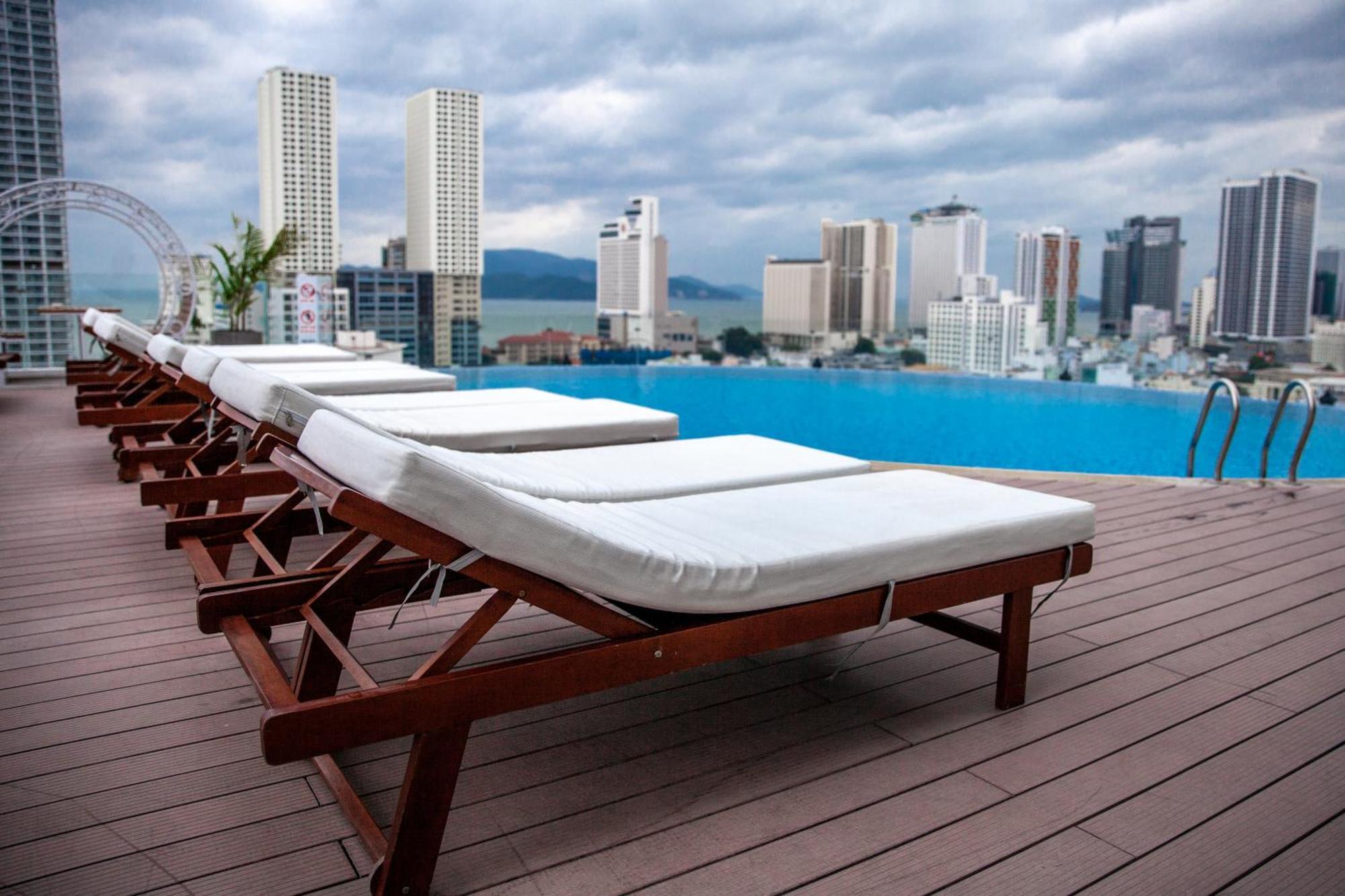 Florida Hotel На Транг Екстериор снимка